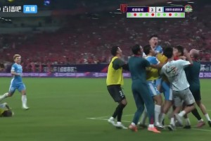 制胜一扑！王国明扑出莱切特第五罚，淘汰蓉城首进决赛