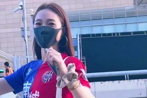 苏超媛身材好好声音还嗲嗲的~不过可以不要再摆拍了嘛😅