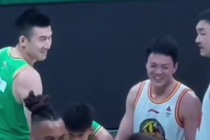 NBA没有球员能够硬控“库里”，在重庆他却遇到了！！