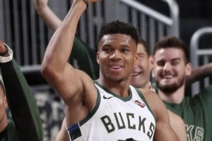 80后夫妻花费200万送女孩去西班牙踢球，青训成本是真高啊…