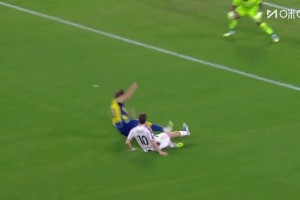 【集锦】意甲-伊尔迪兹两助攻戴维首球DV9破门 十人尤文2-0帕尔马