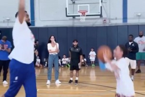 不到长城非好汉 到了长城一身汗 爱德华兹中国行“长城篇”