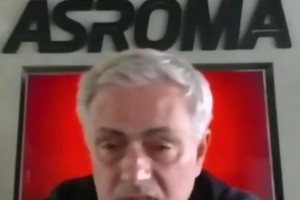 回曼联无望？穆帅曾言：刚去就和某些人说无法共事，他们如今仍在