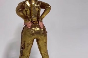 哈登女友这身材确实丰满，是登哥喜欢的类型！😍