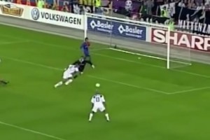 无数次让解说癫狂！来看二十年前的阿德里亚诺有多强？💪