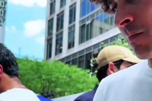 墨西哥吴镇宇签约西乙惨遭诈骗，无奈借口买咖啡时直接跑路🤣