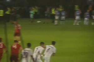 网友：真是太疯狂了！不敢相信40岁的C罗还有这样的冲刺速度😱