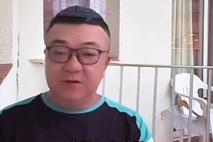 董路：刘凯源已经进U16A队18大名单了， 下轮首战踢莱万特