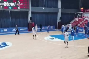 有深度的播客！布莱恩肖谈为什么三角进攻在当下近乎“消失”！