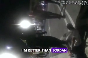 热刺扳回一球！理查利森倒地扫射击中门将破门，仍1-2落后布莱顿