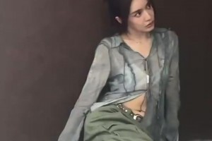 不愧是时尚达人！美娜这衣品符合吧友们的审美吗？😍