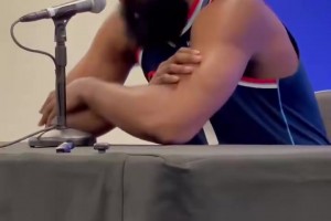 无缘父子三人同台？詹姆斯：布莱斯有自己的时间线，我不等他了！