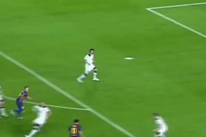 👍伊涅斯塔+梅西！两人撞墙配合撕破防线破门！