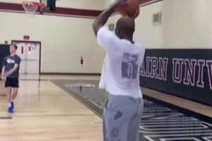 A史密斯此前：就篮球技巧来说，詹姆斯是历史第二且强于科比！