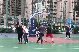 要求这么高！😂奥胖：我女儿男友要是没有硕士学位，我不准她带回家