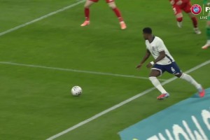 英格兰3分钟梦幻开局！格伊倒三角送助攻 罗杰斯攻入国家队处子球