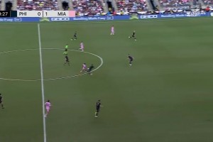 官方认证的传承？梅西亚马尔内马尔联名的游戏广告！